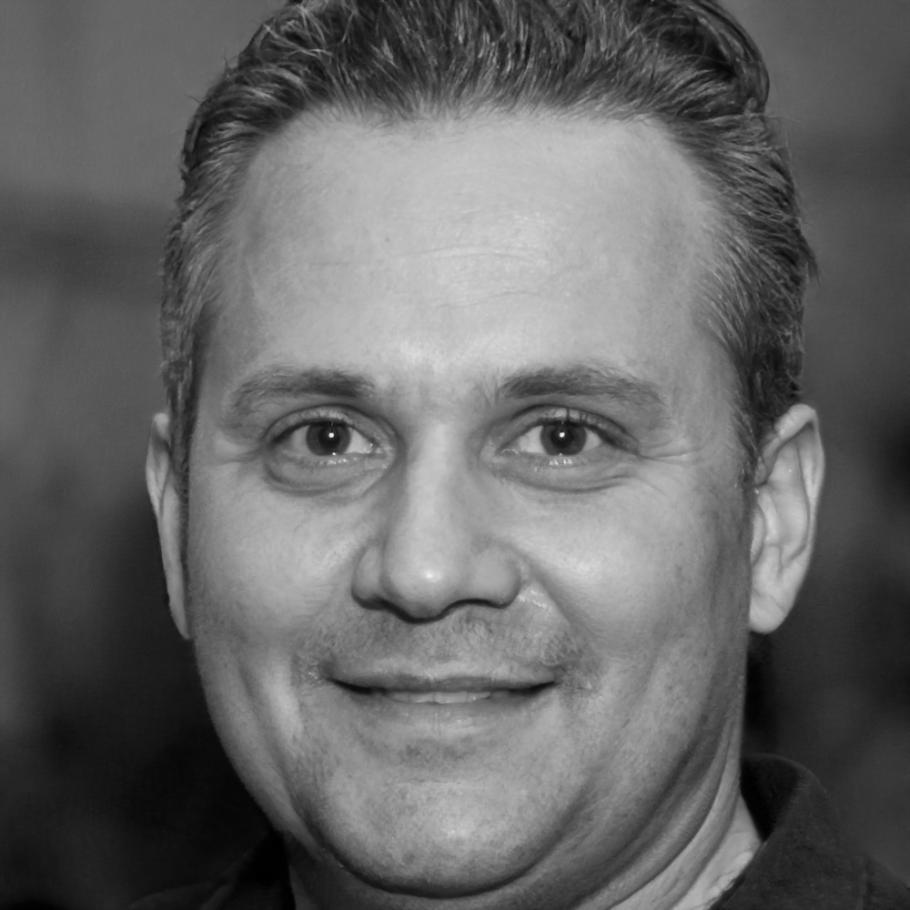 Vurebytex ekip üyesi - finans araçları uzmanı ve eğitmen